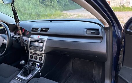 Volkswagen Passat B6, 2007 год, 800 000 рублей, 9 фотография