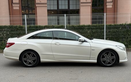 Mercedes-Benz E-Класс, 2011 год, 1 299 000 рублей, 8 фотография