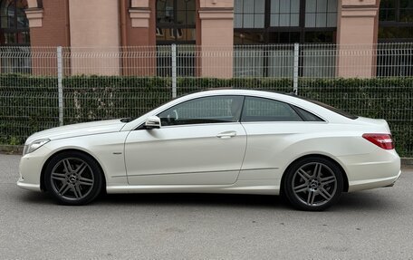 Mercedes-Benz E-Класс, 2011 год, 1 299 000 рублей, 7 фотография
