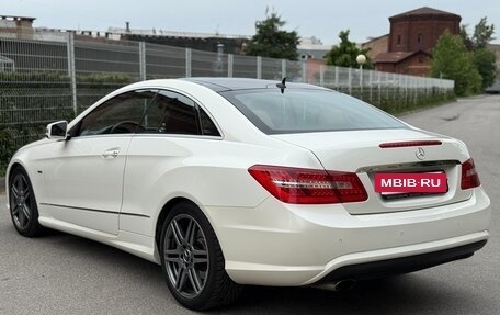 Mercedes-Benz E-Класс, 2011 год, 1 299 000 рублей, 12 фотография
