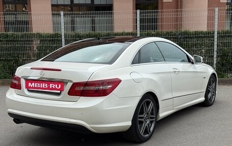 Mercedes-Benz E-Класс, 2011 год, 1 299 000 рублей, 9 фотография