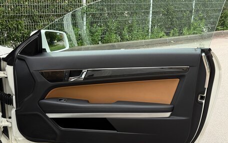 Mercedes-Benz E-Класс, 2011 год, 1 299 000 рублей, 31 фотография