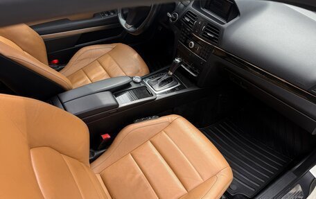 Mercedes-Benz E-Класс, 2011 год, 1 299 000 рублей, 32 фотография