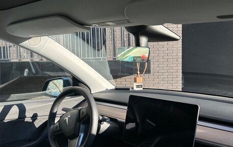 Tesla Model Y I, 2021 год, 4 000 000 рублей, 15 фотография