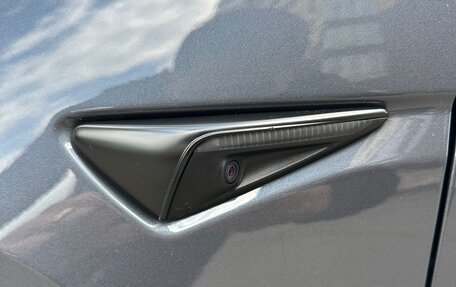 Tesla Model Y I, 2021 год, 4 000 000 рублей, 22 фотография