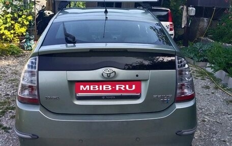 Toyota Prius, 2006 год, 750 000 рублей, 4 фотография