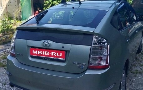 Toyota Prius, 2006 год, 750 000 рублей, 3 фотография