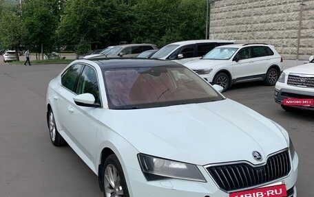 Skoda Superb III рестайлинг, 2016 год, 1 660 000 рублей, 2 фотография