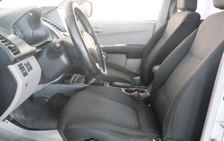 Mitsubishi L200 IV рестайлинг, 2013 год, 1 239 000 рублей, 8 фотография