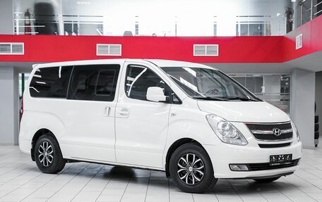Hyundai Grand Starex Grand Starex I рестайлинг 2, 2011 год, 1 299 000 рублей, 3 фотография