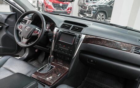 Toyota Camry, 2016 год, 1 849 000 рублей, 13 фотография