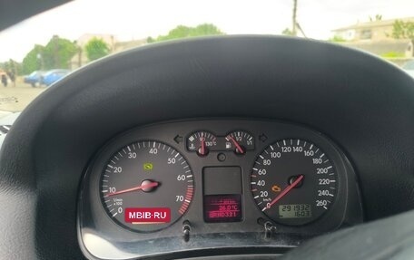 Volkswagen Golf IV, 2003 год, 620 000 рублей, 11 фотография
