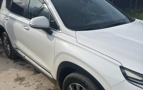 Hyundai Santa Fe IV, 2019 год, 3 000 000 рублей, 2 фотография