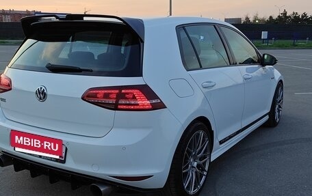 Volkswagen Golf GTI VII, 2013 год, 1 750 000 рублей, 2 фотография