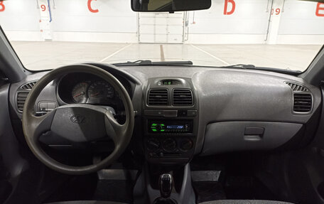 Hyundai Accent II, 2008 год, 300 000 рублей, 17 фотография