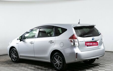 Toyota Prius Alpha I (ZVW40/41), 2017 год, 1 699 000 рублей, 7 фотография