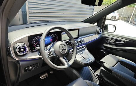 Mercedes-Benz V-Класс, 2025 год, 15 490 000 рублей, 20 фотография