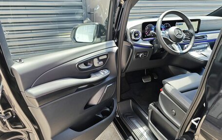 Mercedes-Benz V-Класс, 2025 год, 15 490 000 рублей, 25 фотография