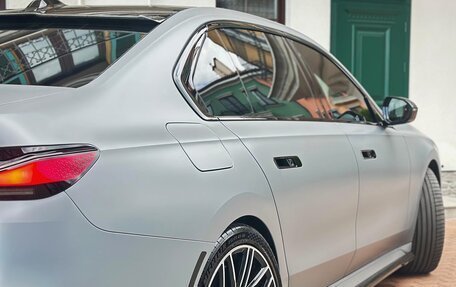 BMW 7 серия, 2022 год, 25 000 000 рублей, 10 фотография