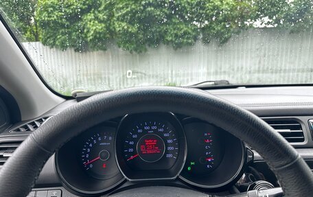KIA Rio III рестайлинг, 2013 год, 785 000 рублей, 15 фотография