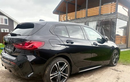 BMW 1 серия, 2021 год, 2 590 000 рублей, 6 фотография