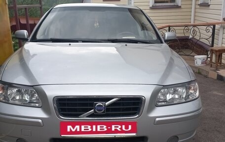Volvo S60 III, 2005 год, 580 000 рублей, 2 фотография