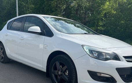 Opel Astra J, 2014 год, 1 000 000 рублей, 8 фотография
