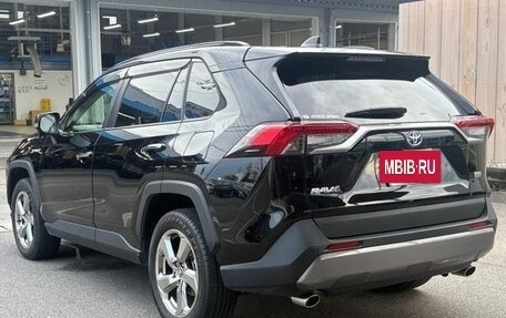 Toyota RAV4, 2019 год, 2 948 055 рублей, 4 фотография