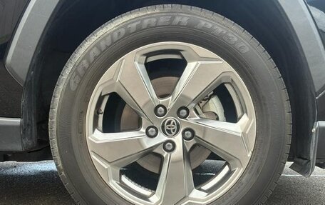 Toyota RAV4, 2019 год, 2 948 055 рублей, 13 фотография