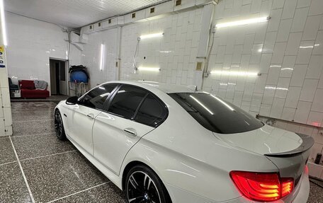 BMW 5 серия, 2012 год, 1 950 000 рублей, 3 фотография