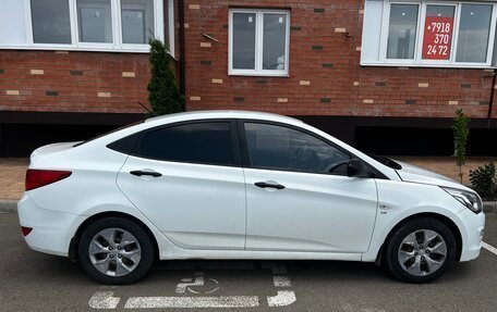 Hyundai Solaris II рестайлинг, 2014 год, 880 000 рублей, 4 фотография