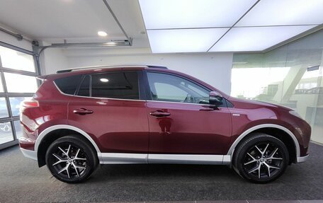 Toyota RAV4, 2017 год, 2 415 000 рублей, 5 фотография
