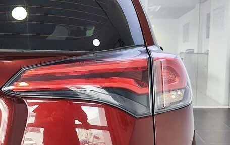 Toyota RAV4, 2017 год, 2 415 000 рублей, 12 фотография