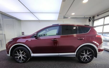 Toyota RAV4, 2017 год, 2 415 000 рублей, 10 фотография