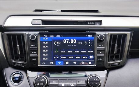Toyota RAV4, 2017 год, 2 415 000 рублей, 18 фотография