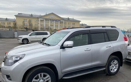 Toyota Land Cruiser Prado 150 рестайлинг 2, 2012 год, 3 100 000 рублей, 2 фотография