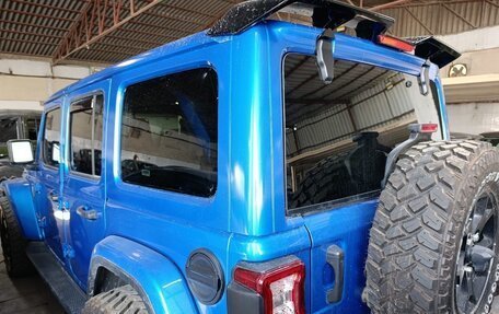 Jeep Wrangler, 2022 год, 3 200 000 рублей, 9 фотография