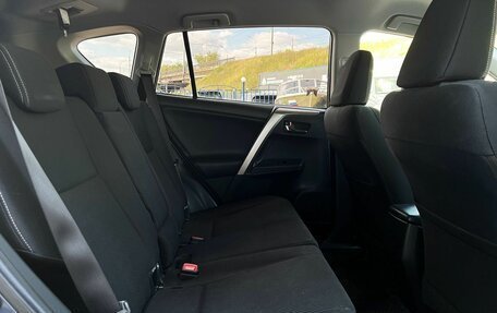 Toyota RAV4, 2013 год, 1 899 000 рублей, 12 фотография