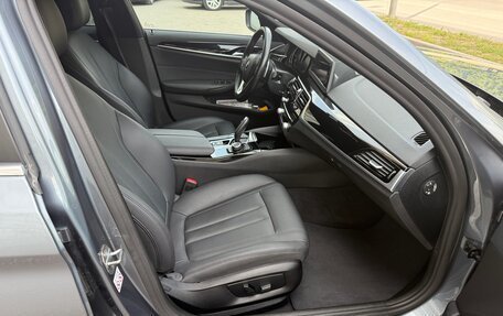 BMW 5 серия, 2019 год, 3 900 000 рублей, 9 фотография
