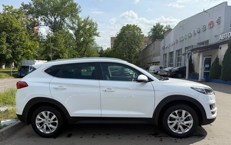 Hyundai Tucson III, 2018 год, 2 450 000 рублей, 4 фотография