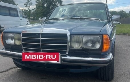 Mercedes-Benz W123, 1984 год, 2 300 000 рублей, 4 фотография