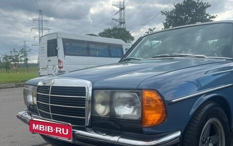 Mercedes-Benz W123, 1984 год, 2 300 000 рублей, 30 фотография