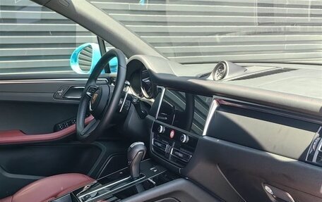 Porsche Macan I рестайлинг, 2022 год, 5 920 000 рублей, 10 фотография