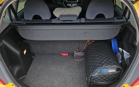 Honda Jazz I рестайлинг, 2005 год, 680 000 рублей, 19 фотография