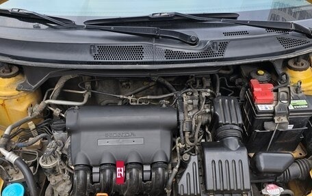 Honda Jazz I рестайлинг, 2005 год, 680 000 рублей, 13 фотография