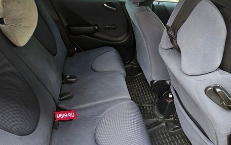 Honda Jazz I рестайлинг, 2005 год, 680 000 рублей, 18 фотография