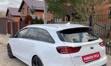 KIA cee'd III, 2019 год, 1 500 000 рублей, 2 фотография