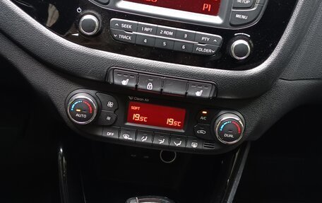 KIA cee'd III, 2013 год, 990 000 рублей, 10 фотография
