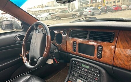 Jaguar XK II рестайлинг 2, 2001 год, 1 350 000 рублей, 4 фотография