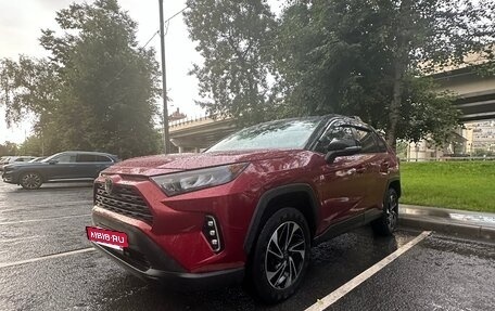 Toyota RAV4, 2019 год, 3 200 000 рублей, 22 фотография